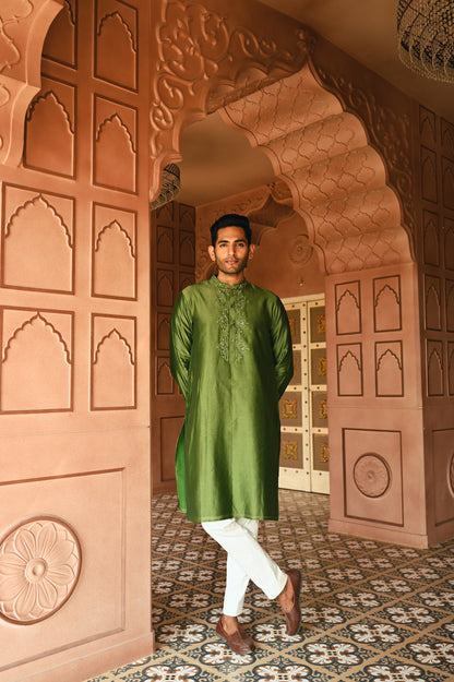 Green kurta set