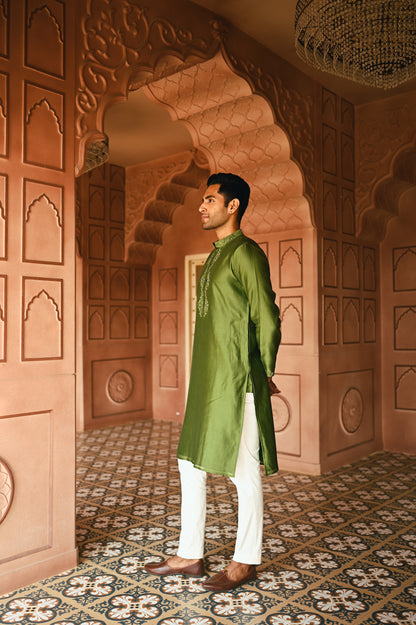 Green kurta set