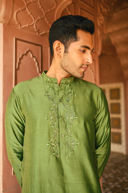 Green kurta set