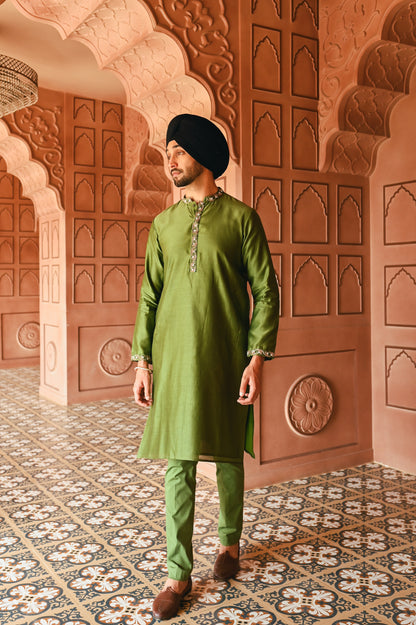 Green kurta set