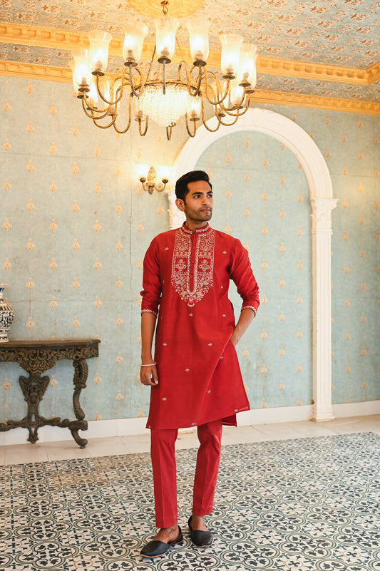 Red kurta set